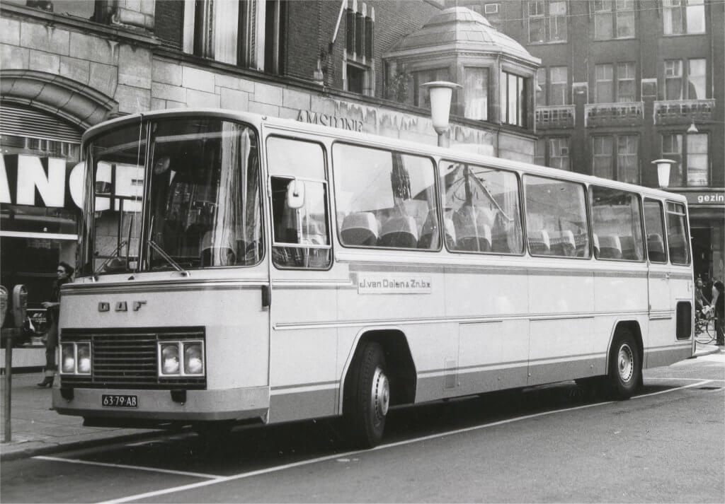 Oude touringcar bus
